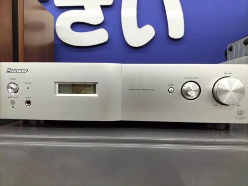 Amplificatore integrato