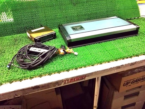 Amplificatore auto